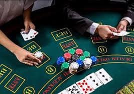 Giao diện chuyển khoản ngân hàng nội địa Việt Nam trên điện thoại